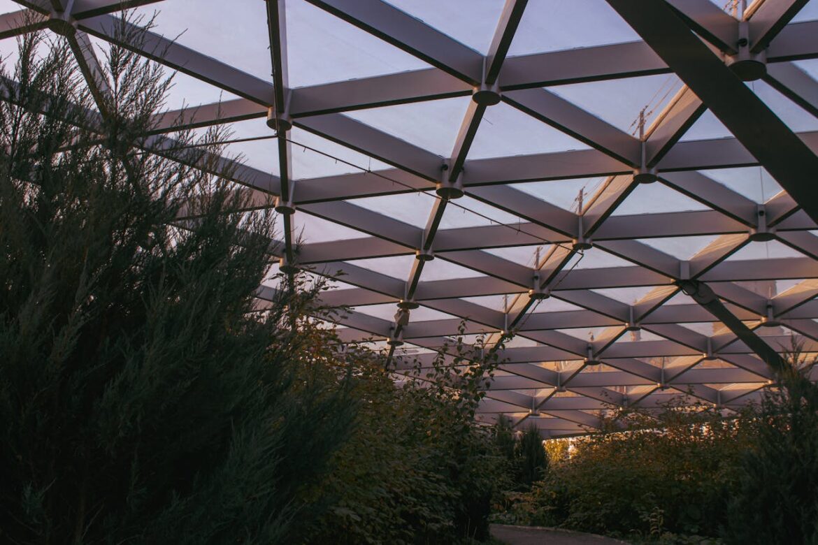 GREEN STEEL IN INDIA INDIA’S JOURNEY TOWARD LOW-CARBON STEEL - By Shreya - Senior Analyst